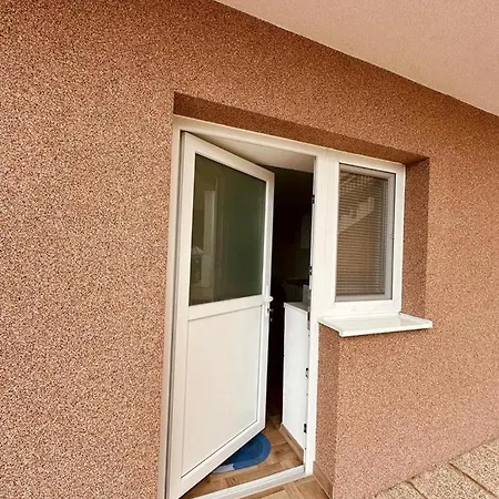 Apartament Apartman Tomy