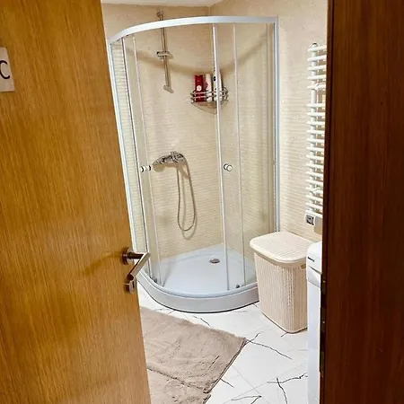 Apartman Tomy