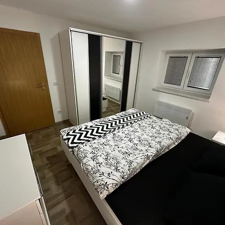 Apartman Tomy